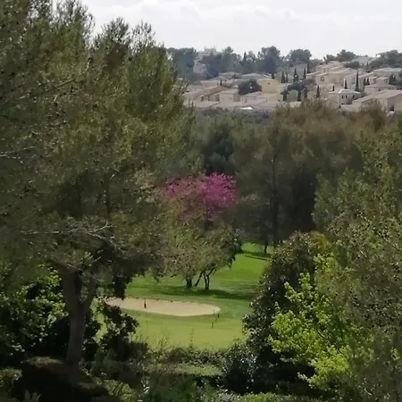 Tee 4 Apartment